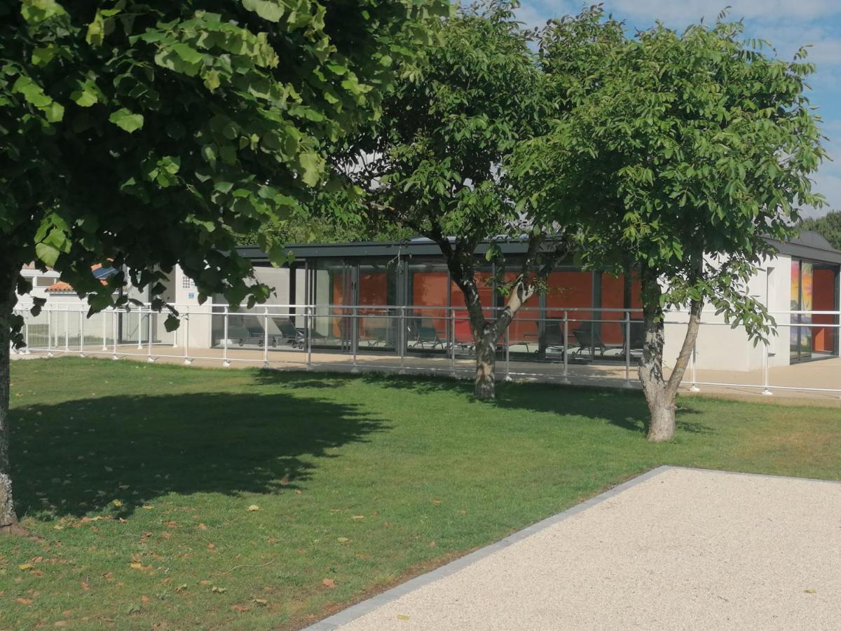 Le Vaisseau Maison Avec Piscine/Parking/Wifi/Plages 5Kms Ле Мат Екстериор снимка